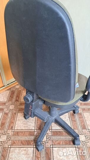 Компьютерное кресло