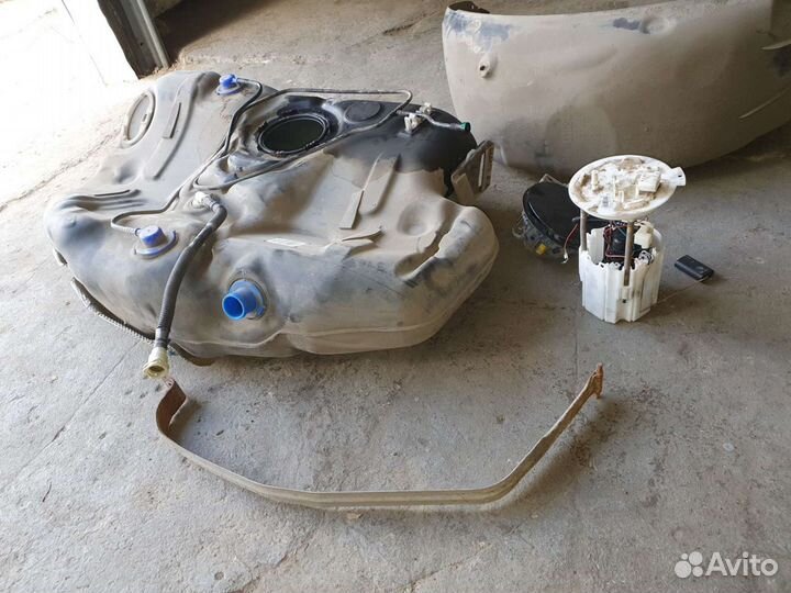 Топливопровод insignia седан 2010г бензин