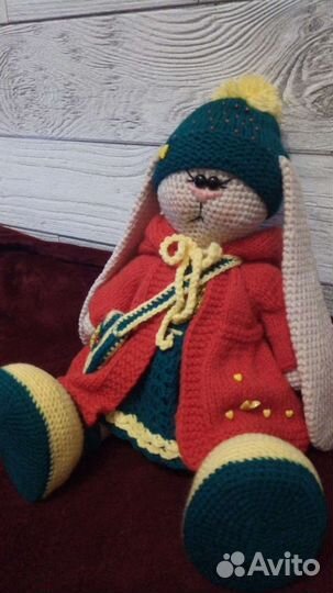 Заяц вязаный