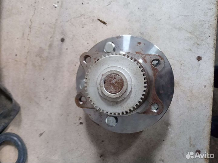 Ступица задняя (новая) в сборе - Hyundai Sonata NF