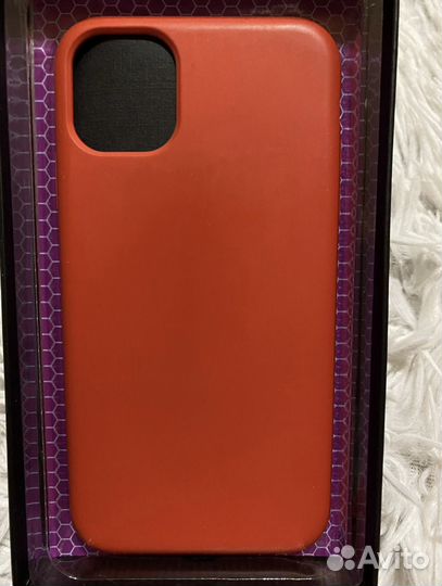 Чехол на iPhone 11