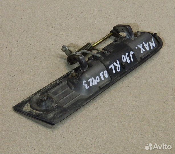 Ручка двери задней левой наруж. Nissan Maxima J30