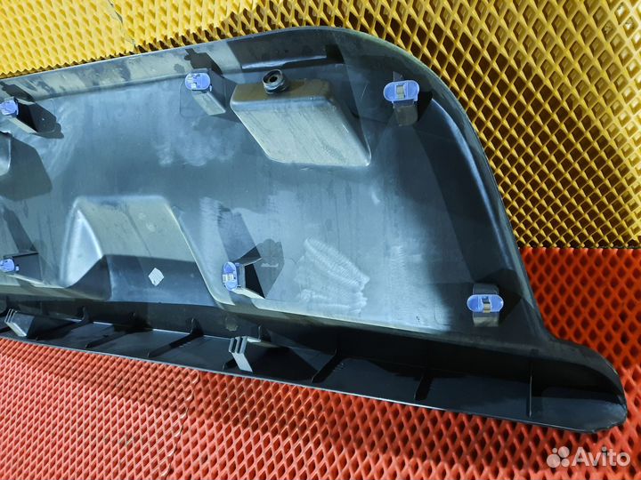 Обшивка крышки багажника Opel Corsa D