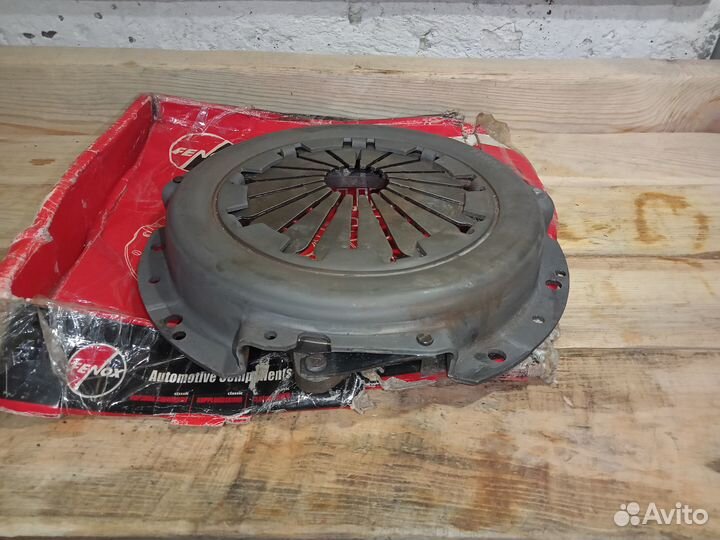 Новая корзина сцепления Шевроле Нива
