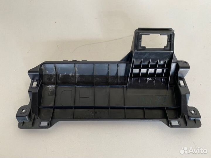 Заглушка коленной крышки Toyota Camry V50/V55