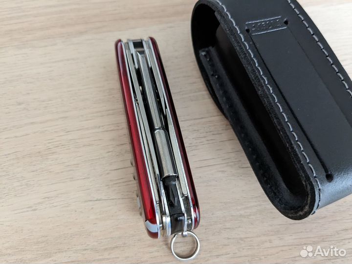 Нож Victorinox 1.7605.T CyberTool