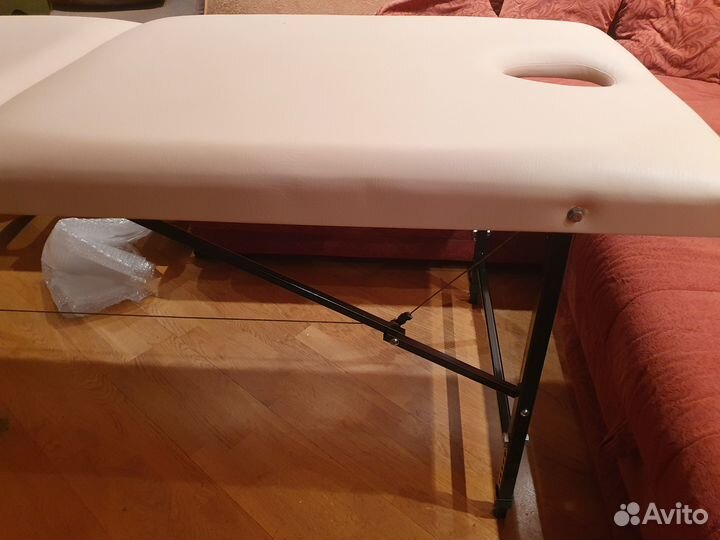 Продаю новую кушетку массажную складную 190см70см