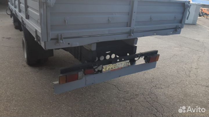 Isuzu NQR с КМУ, 2011