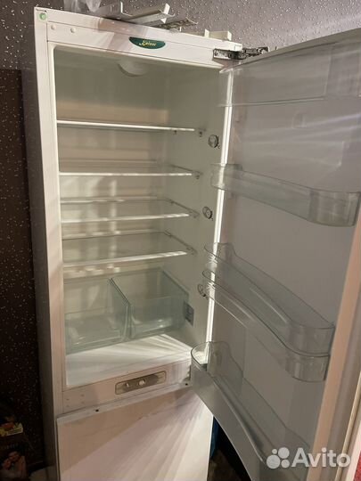 Встраиваемый холодильник kaiser