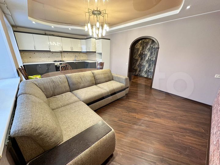 2-к. квартира, 59,5 м², 1/3 эт.