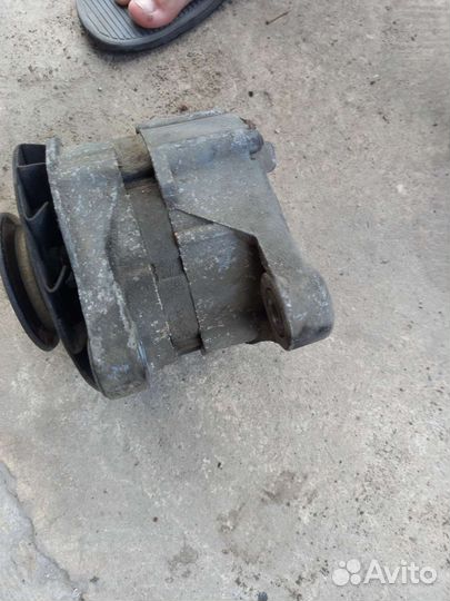 Гениратар на ваз 21099