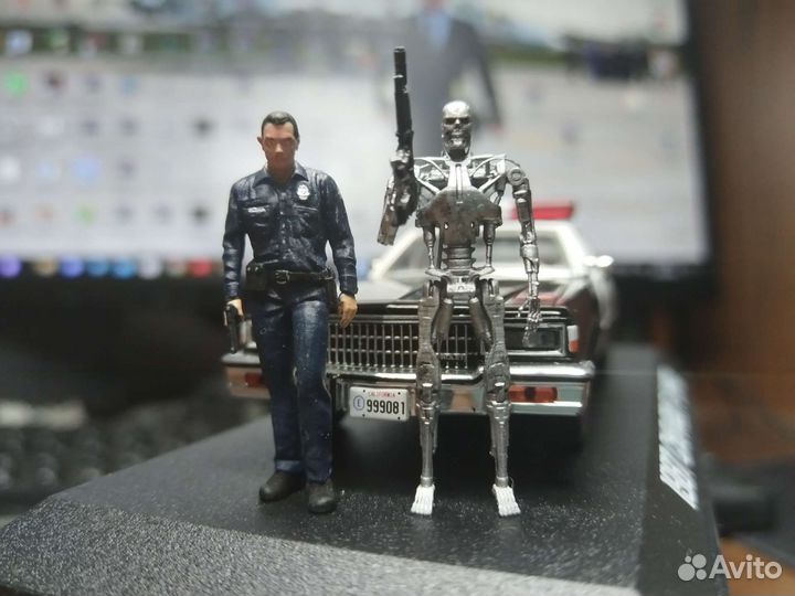 Фигурка терминатор