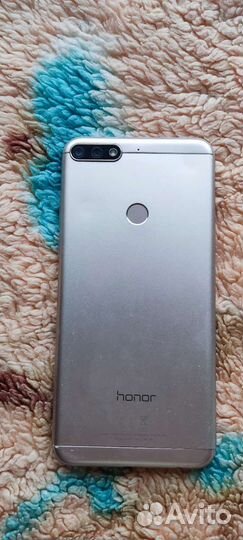 Телефон honor 7C pro