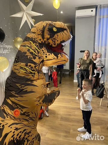 Ростовой надувной динозавр кукла