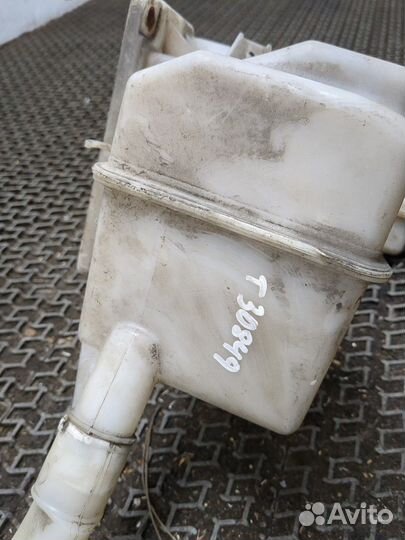 Бачок омывателя Volkswagen Jetta 6, 2011