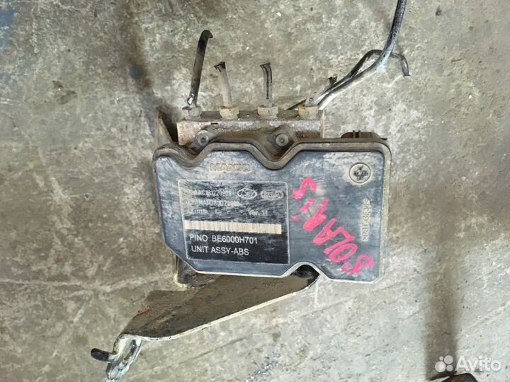 Блок ABS (насос) (Hyundai Solaris, Kia Rio)