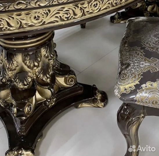 Стол обеденный со стульями,дерево