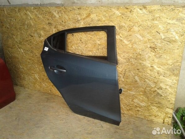 Mazda 3 BM дверь задняя правая