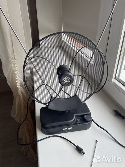 Антенна для цифрового тв комнатная