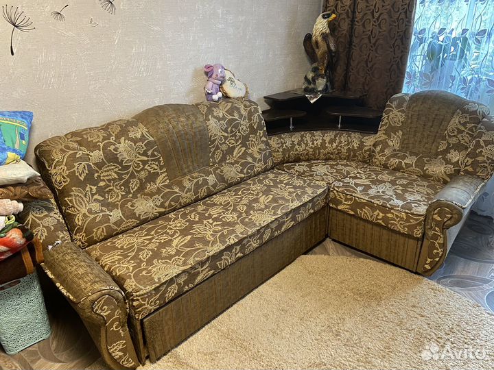 Диван угловой