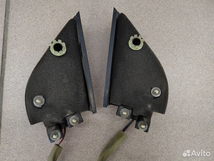 Передние оригинальные твитеры VW Passat B7