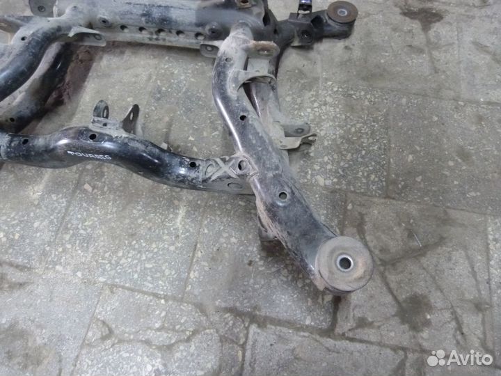 Подрамник задний VW Touareg Audi Q7 7L0500041