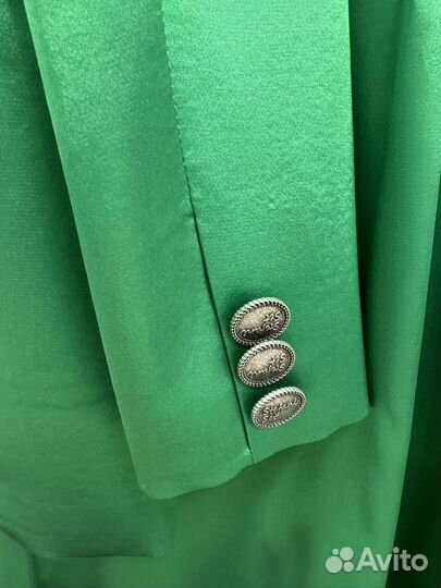 Брючный костюм шелк