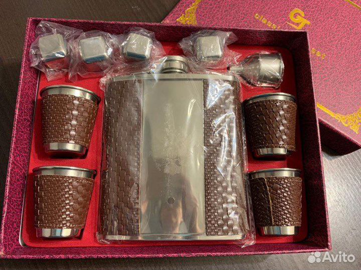 Мужской подарочный набор фляга и рюмки