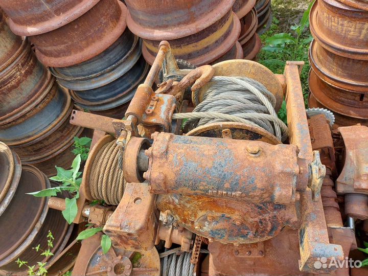 Лебедка на автомобиль Урал 4320Х-4511010