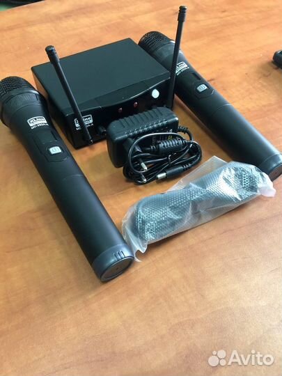 Микрофон беспроводной