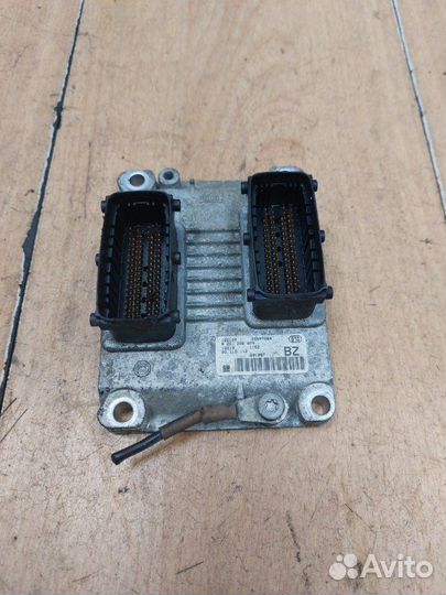 Блок управления двигателем Opel Corsa C Z12XE 2001