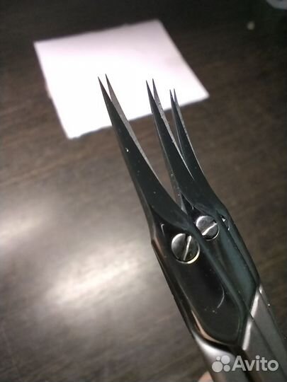 Маникюрные ножницы