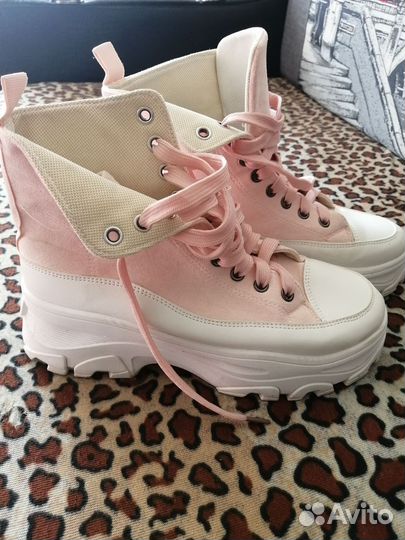 Ботинки р.38