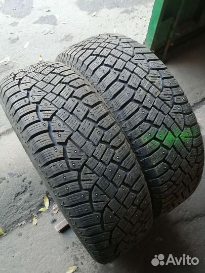Continental IceContact 2 SUV 215/65 R17