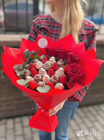 Клубника в шоколаде, Букеты с клубникой