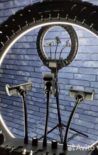 Кольцевые лампы с штативом новые
