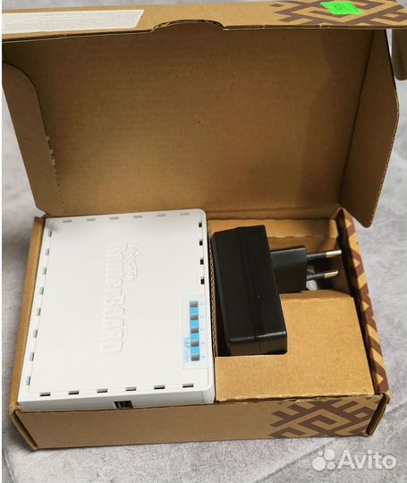 Wi-Fi роутер MikroTik hAP ac lite