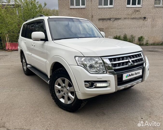 Mitsubishi Pajero 3.0 AT, 2014, 130 000 км