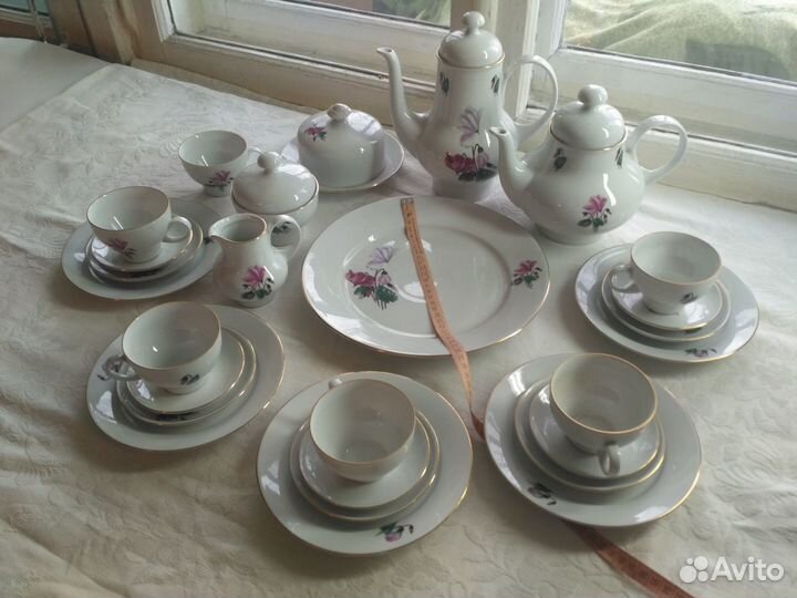 Чайный фарфоровый сервиз 