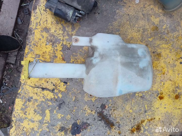 Бачок омывателя ford Mondeo 2