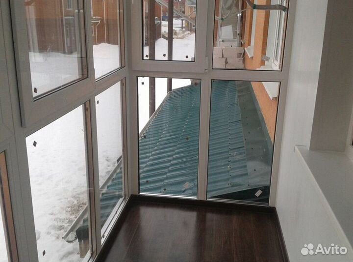 Остекление балконов и лоджий в рассрочку W1218