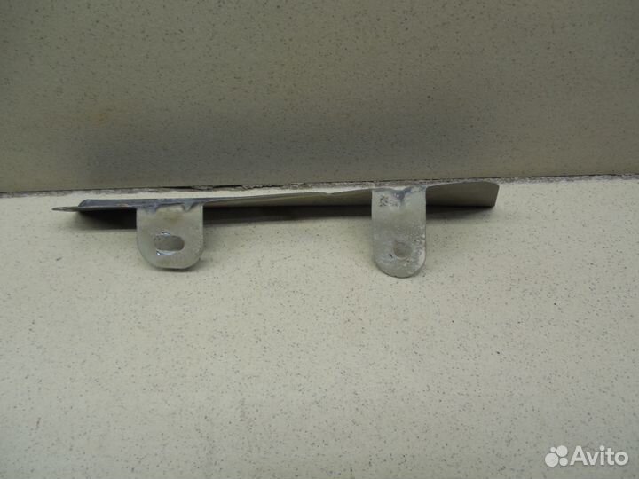 Кронштейн (сопут. товар) Logan 2005-2014