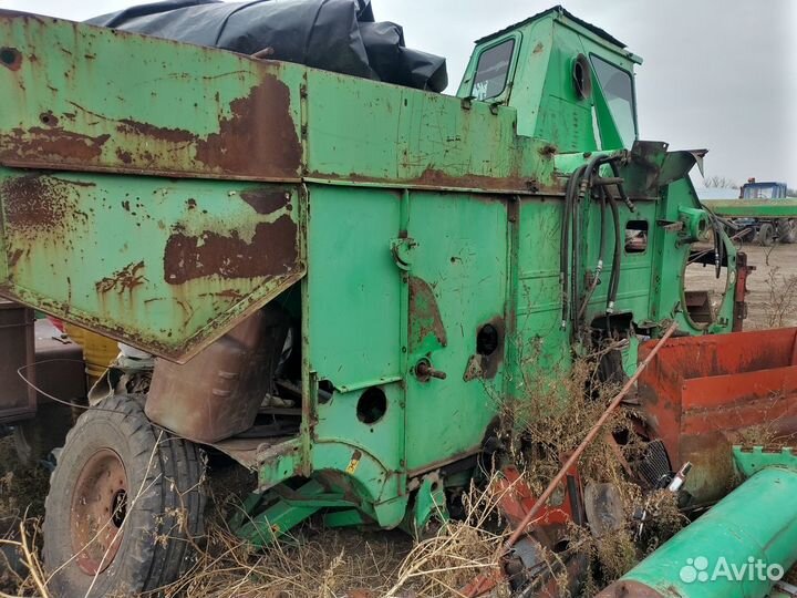 На комбайн нива ск-5м.Разбор