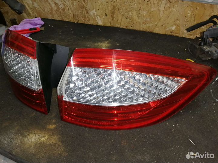 Фонарь задний Ford Mondeo 4 Универсал дорест