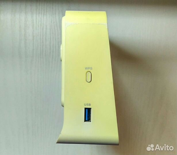 Wi-Fi роутер D-Link DIR-825