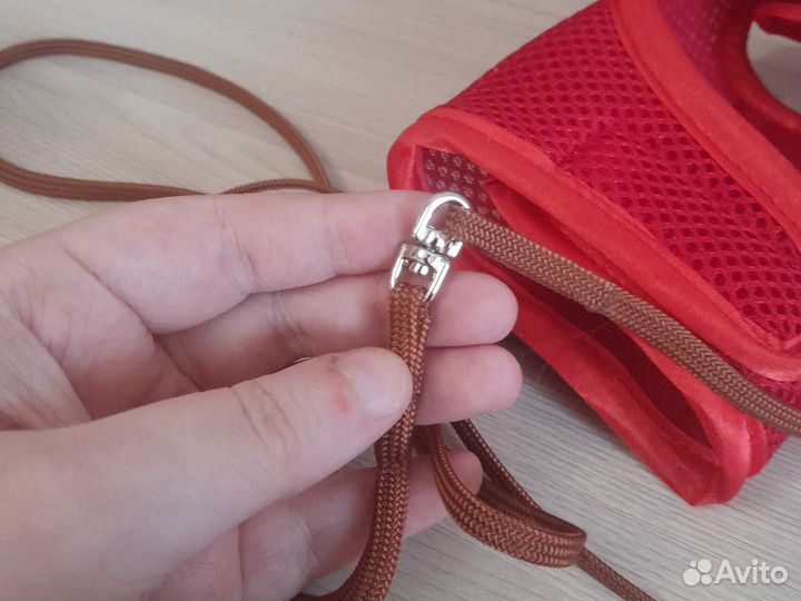 Шлейка с поводком для собак и кошек и других мелки