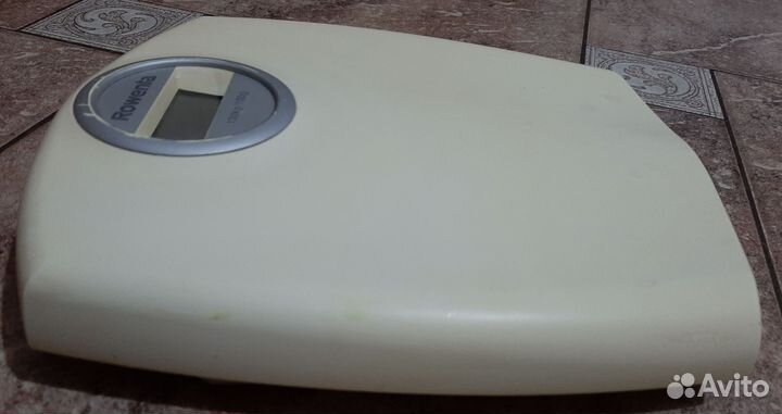 Весы напольные Rowenta