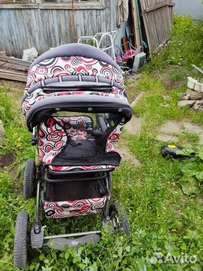 Коляска детская сидячая