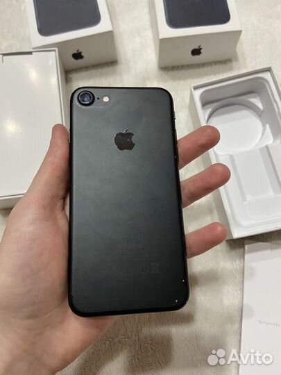 iPhone 7, 32 ГБ