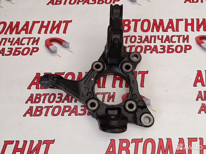 Кулак поворотный левый Лексус RX 4